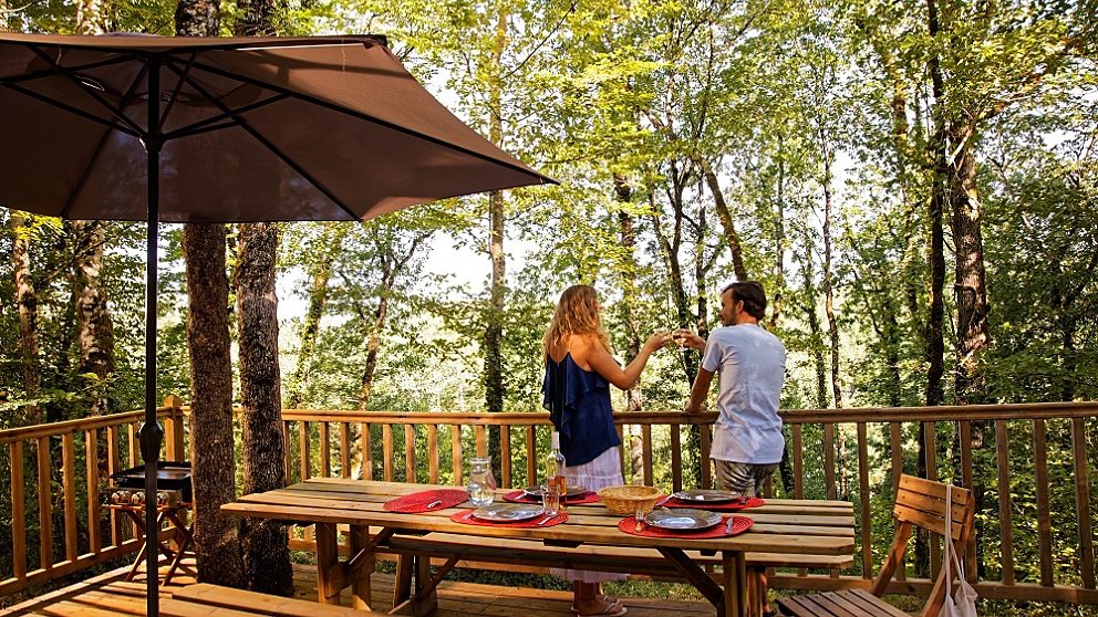 Campsite Domaine de la Paille Basse - Soulliac, Dordogne, France