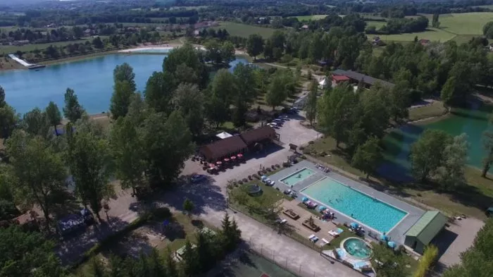 Campingplatz Les 3 Lacs du Soleil - Trept, Rhône-Alpes, Frankreich