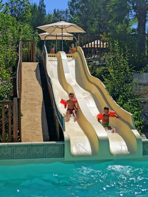 Camping Les Charmes - Saint-André-d'Allas, Dordogne, Frankrijk