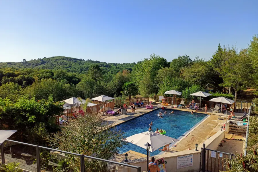 Camping Les Charmes - Saint-André-d'Allas, Dordogne, Frankrijk